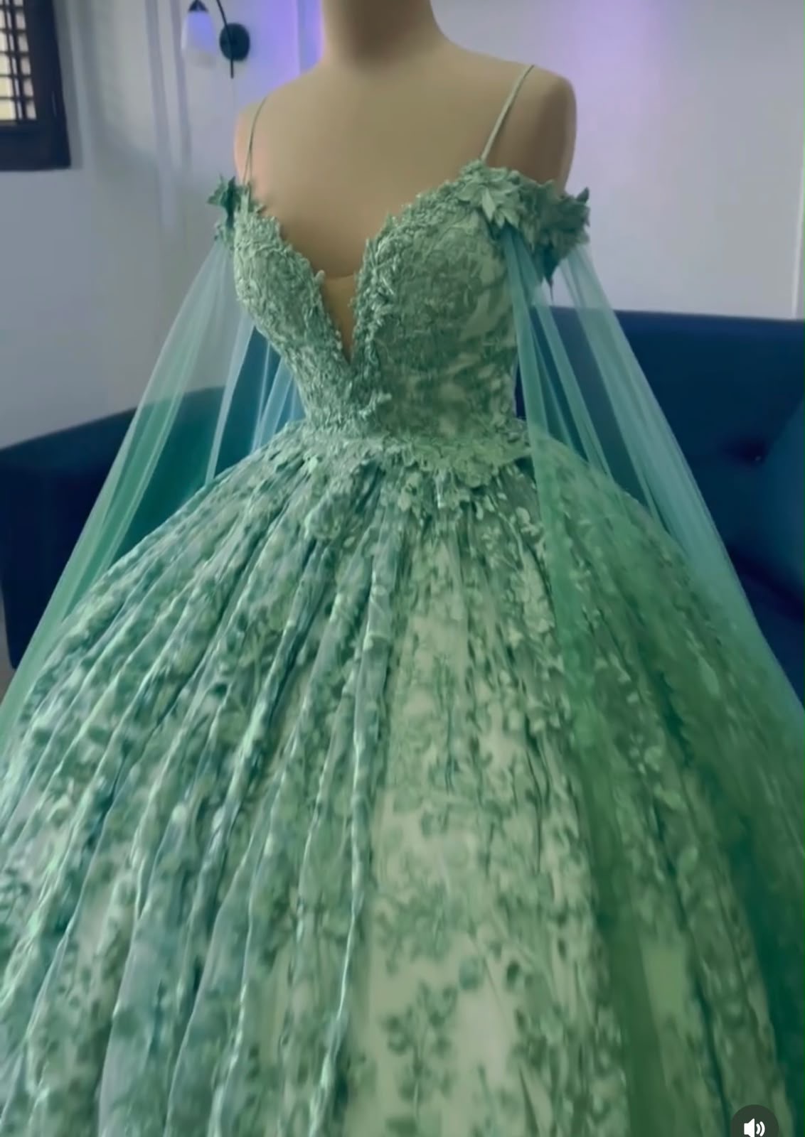 Vestido de 15 verde claro de encajes