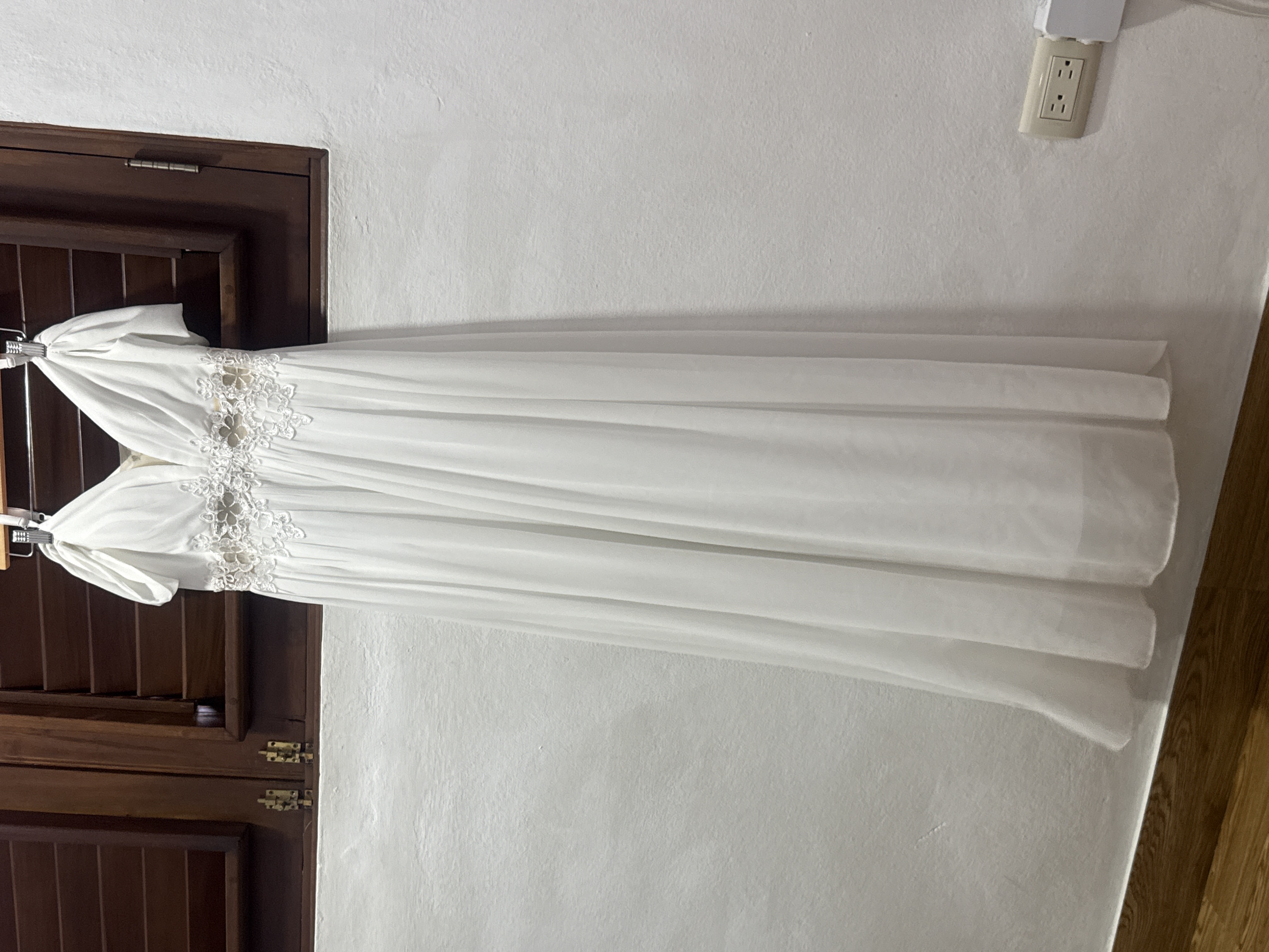 Vestido de novia sencillo en chifon sintura transparente